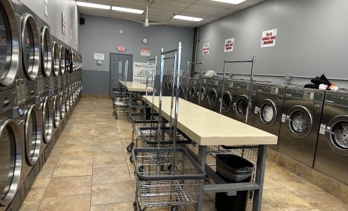 Washing Board Laundromat