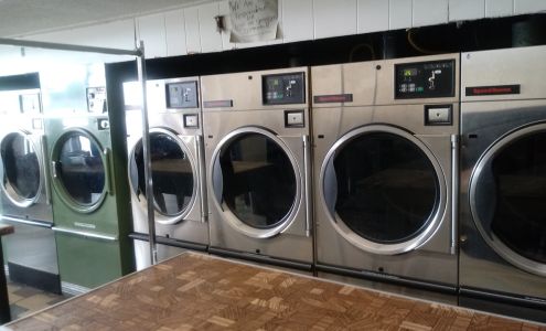Chippewa Plaza Laundromat