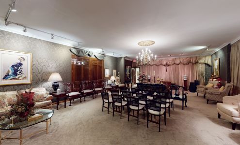 Thompson & Kuenster Funeral Home