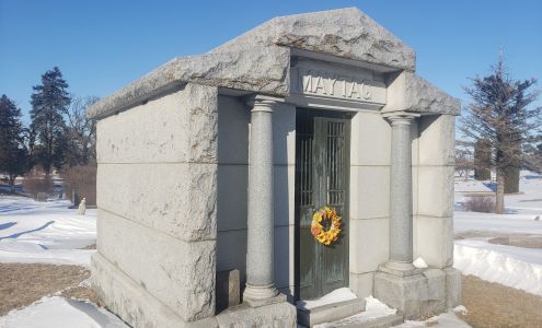 Newton Union Cemetery 1601 W 4th St N, Newton Iowa 50208