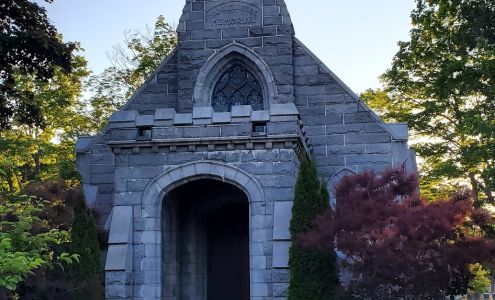 Evergreen Cemetery