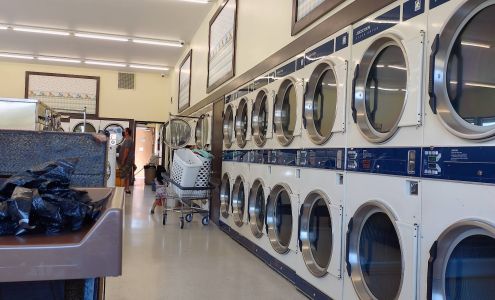 J D's Laundry & Cleaners