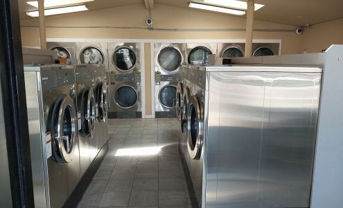 Suds Shop Laundromat
