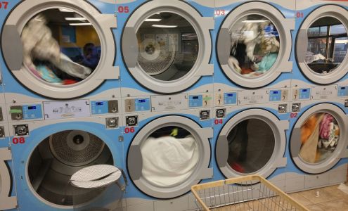 Wash 'n Dry Coin Laundry