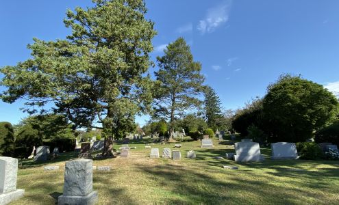 Nassau Knolls Cemetery