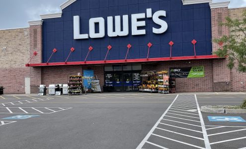 Lowe's Garden Center