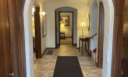 Arnold & Spiker-Foster-Shriver Funeral Homes