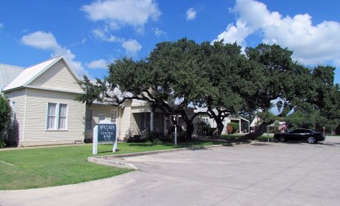 Mc Curdy Funeral Home 105 E Pecan St, Lockhart Texas 78644