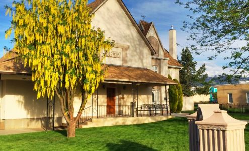 Rasmussen Mortuary 96 N 100 W, Mt Pleasant Utah 84647