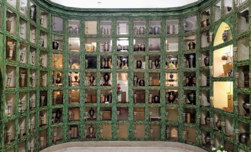 Oakwood Hill Funeral Chapel & Cemetery