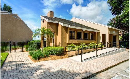 Lakeshore at Altamonte Springs Apartments