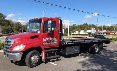 Tom's Towing Service