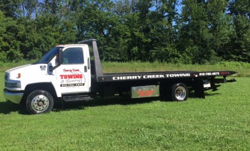 Cherry Creek Towing & Recovery LLC 1575 Market Street, Charlestown Indiana 47111