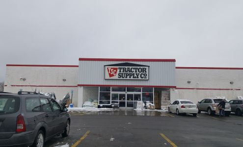 Tractor Supply Springville