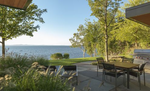 Distinctive Landscaping Inc. 2111 Greenbush Rd, Charlotte Vermont 05445