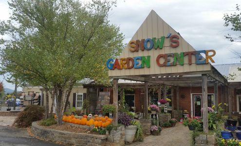 Snow's Garden Center