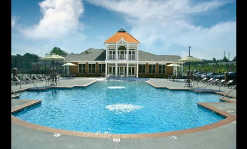 White Oak Luxury Apartments