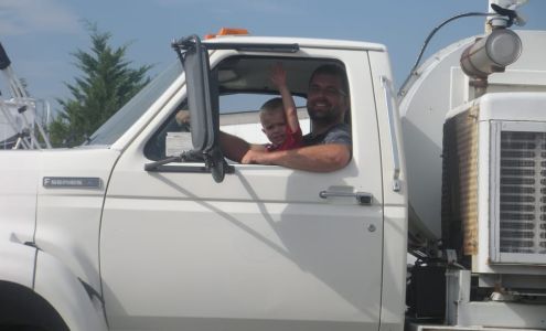 Curbside Leaf Removal