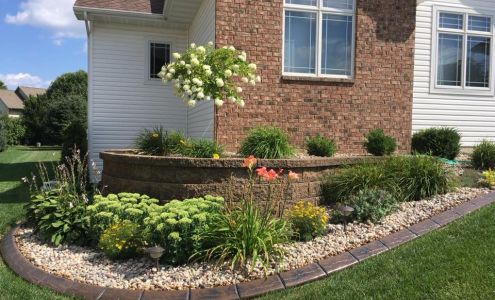 Earthscape Curb & Mulch, LLC 3804 Vinburn Rd, DeForest Wisconsin 53532