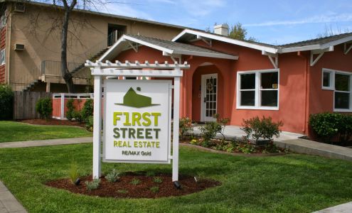 First Street Real Estate, RE/MAX Gold