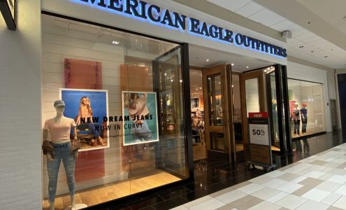 American Eagle & Aerie Store