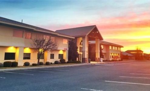 Coldwell Banker Tomlinson - Tri-Cities