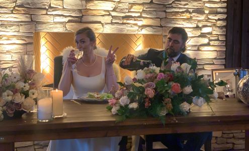 Tundra Rose Florals & Event Design