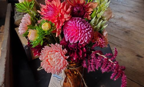 Shepherd's Gate Flower Farm Farmington