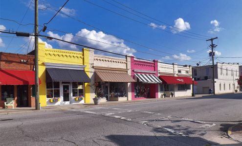 Kilby's Flower Shop Inc. 113 E 2nd Ave, Franklin Virginia 23851