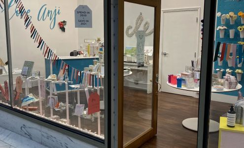 Love, Anji - Paper Florist