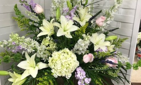 Libby's Florist 131 Epps St, Lake City South Carolina 29560