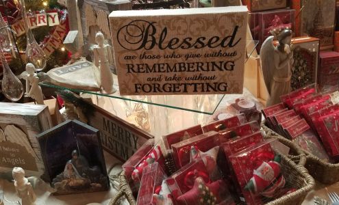 Unique Celebrations Flowers & Gifts 129 N Evie St, Bartlett Texas 76511