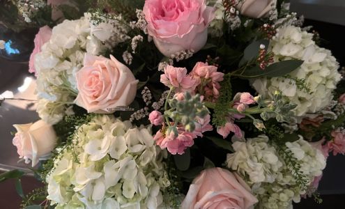 Mary's Flower Shop 18805 Fuller Heights Rd, Triangle Virginia 22172