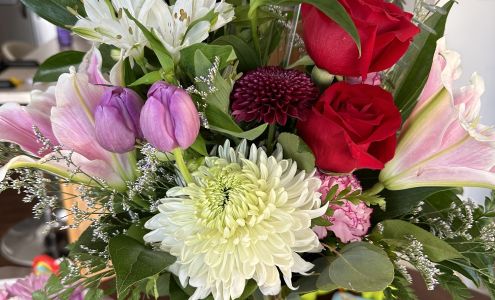 Cerise Floral Studio