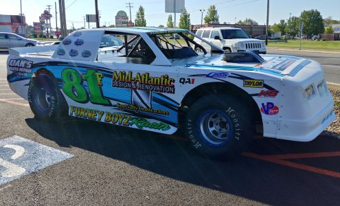 Dick's Cabinetry & Flooring, LLC