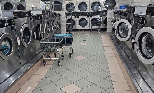 Laundry palace
