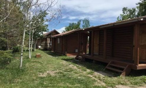 Jackson Hot Springs Lodge Jackson