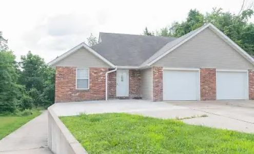 The Courtyards at Cherry Creek