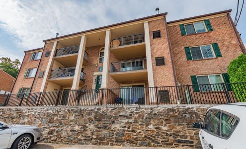 Hillcrest Apartments