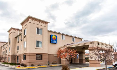 Comfort Inn & Suites