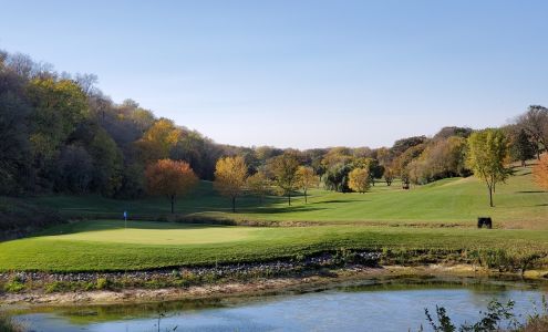 Redwood Falls Golf Club 101 E Oak St, Redwood Falls Minnesota 56283