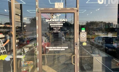 SMOKEY DAQ SMOKE SHOP( CBD & KRATOM) NEW MANAGEMENT