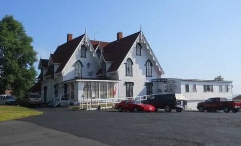 Redclyffe Shore Motel Robbinston