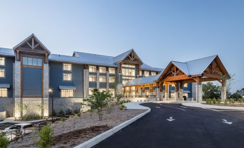 The Lodge at Paris Landing Buchanan