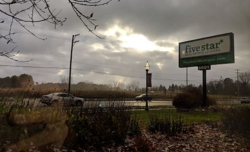 Five Star Real Estate - Standale Office