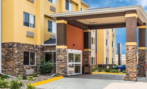 Comfort Inn & Suites Waterloo - Cedar Falls
