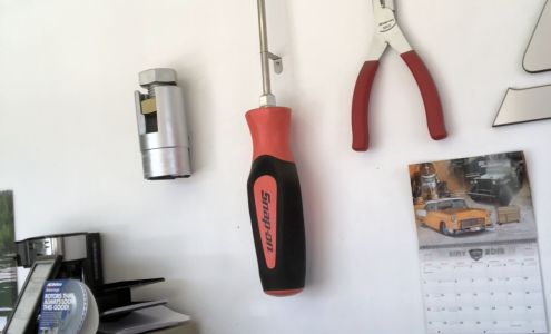 Campbell River Auto Center