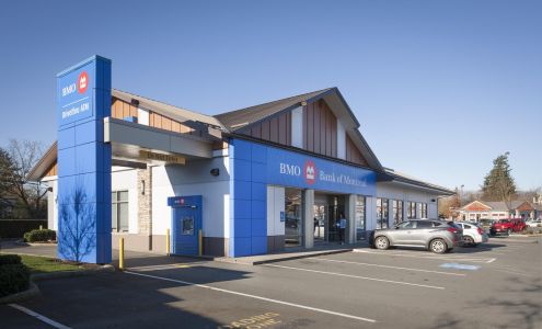 Vedder Pointe Shopping Centre