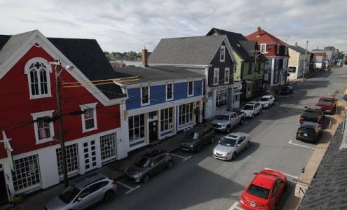 Smugglers Cove Inn Lunenburg