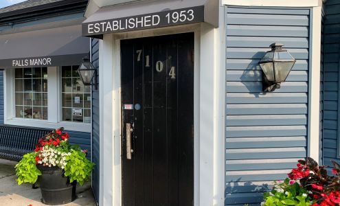 Falls Manor Restaurant